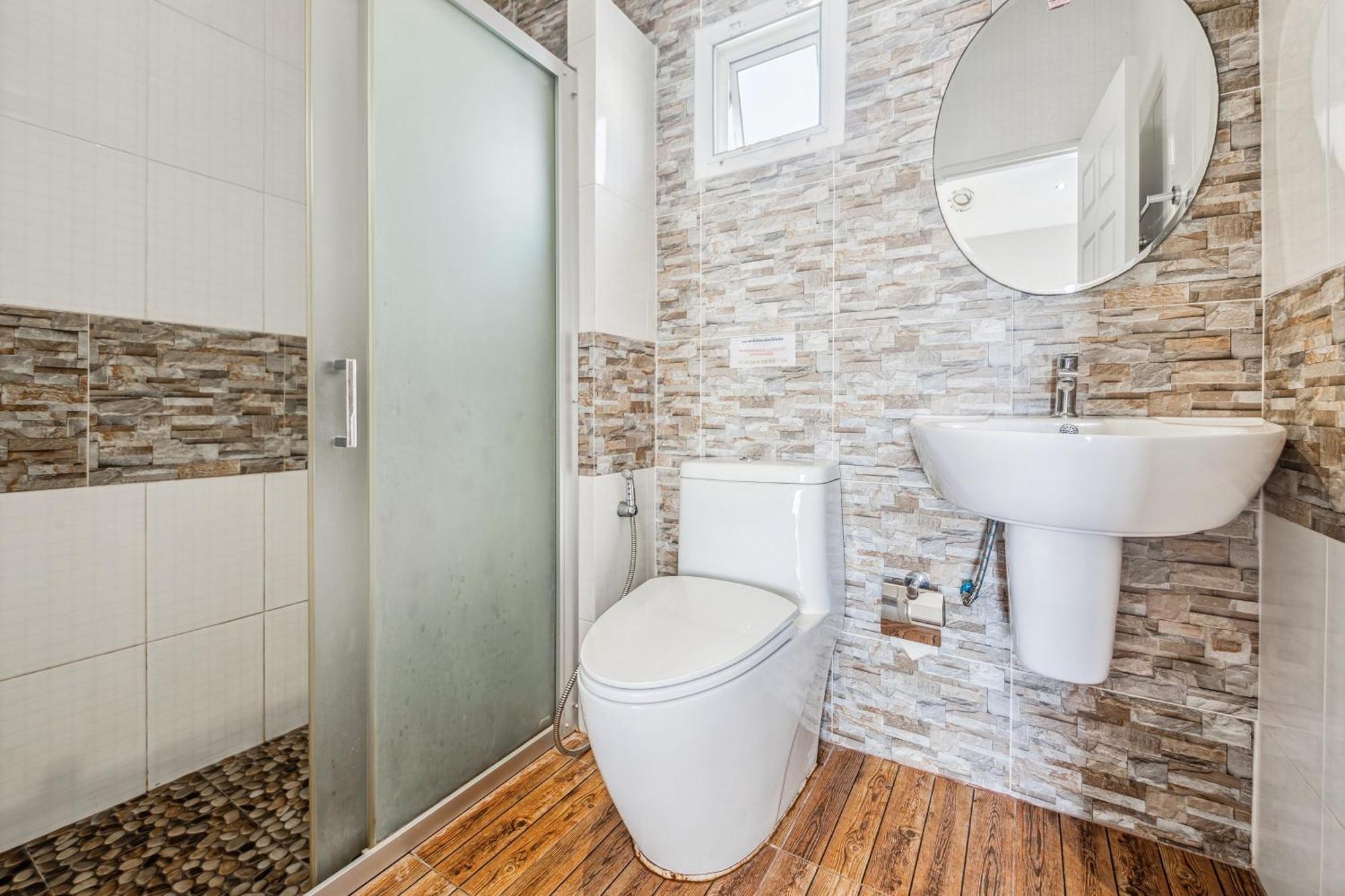 Winrisa Place Apartment Nai Yang